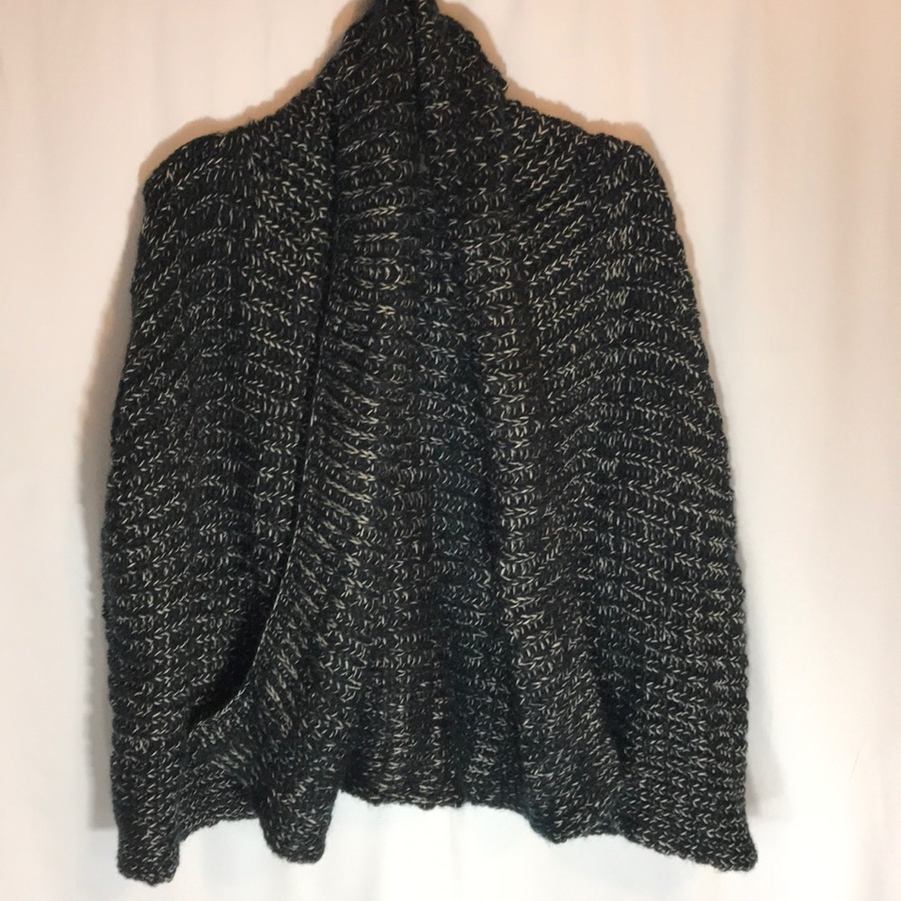 Cozy Sleeveless Shrug Sweater